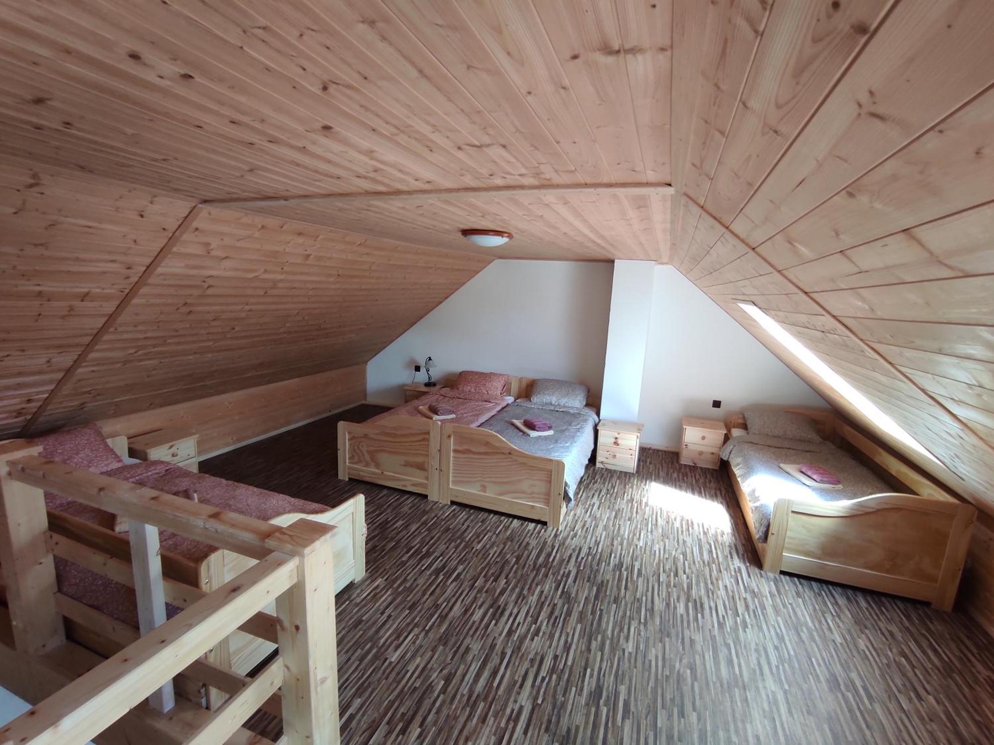 Statek Tomandlov Apartment Driten Bagian luar foto