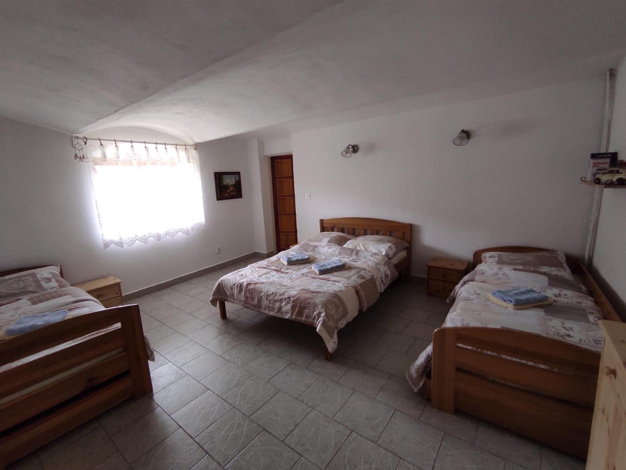 Statek Tomandlov Apartment Driten Bagian luar foto